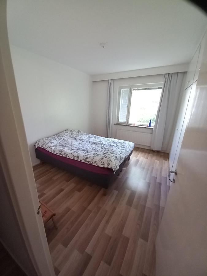 Puotilan Rose Apartman Helsinki Kültér fotó